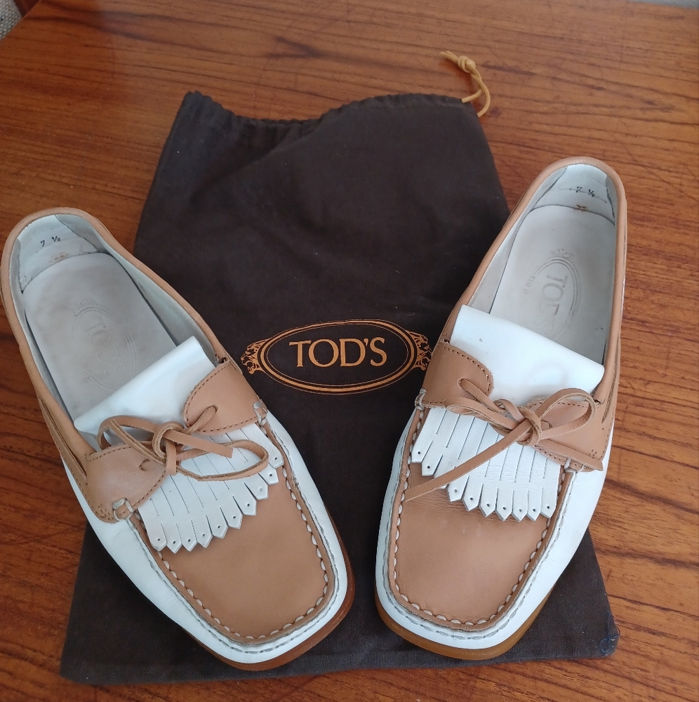 Tod's leather loafers sz 8B